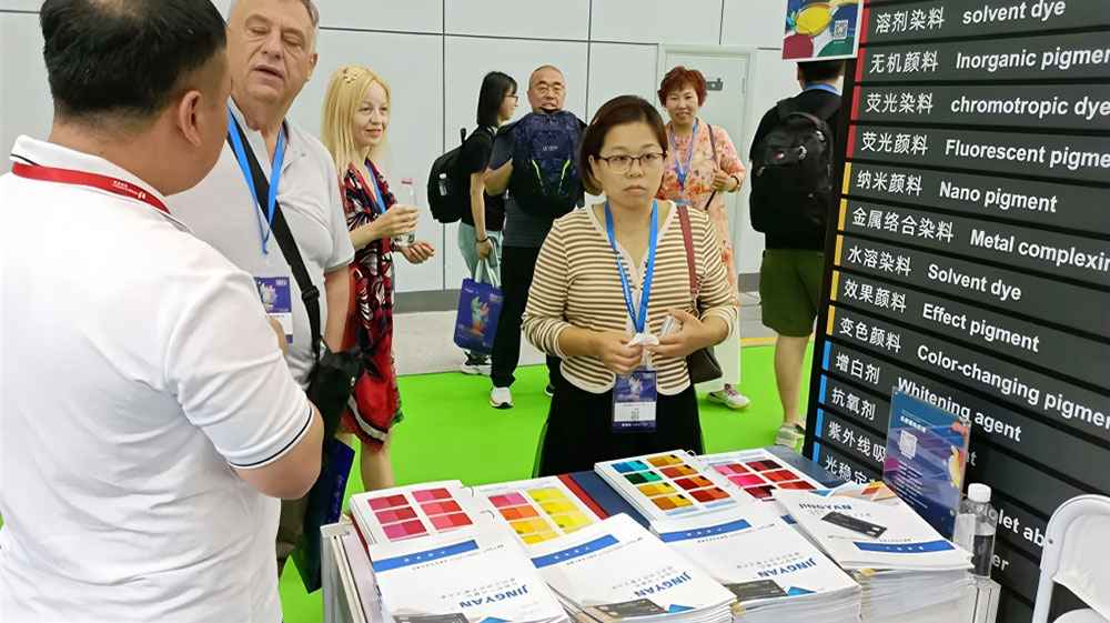 給客戶介紹我們的產品